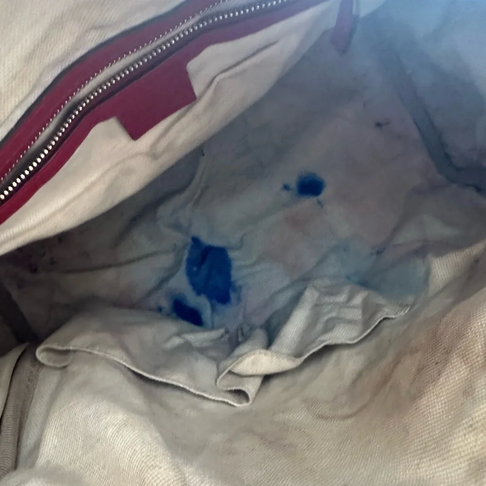 Red Gucci Boston Bag (Authentic but in Poor Condition) - Picture 7 of 11